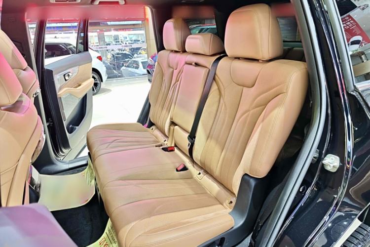 Used GAC Trumpchi ES9 2024 PHEV with 143 km Max