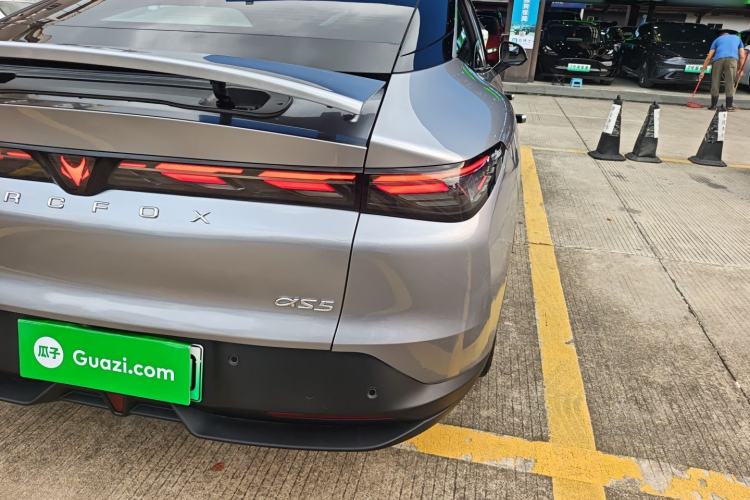 Used ARCFOX Alpha S5 2024 560MAX 185kW Right Rear Taillight