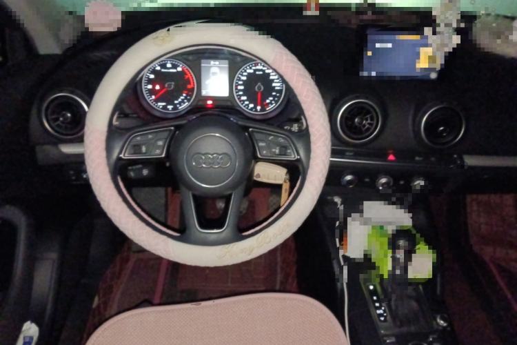 Used Audi A3 2020 Restyled Limousine 35 TFSI Ambition Version China VI Steering Wheel