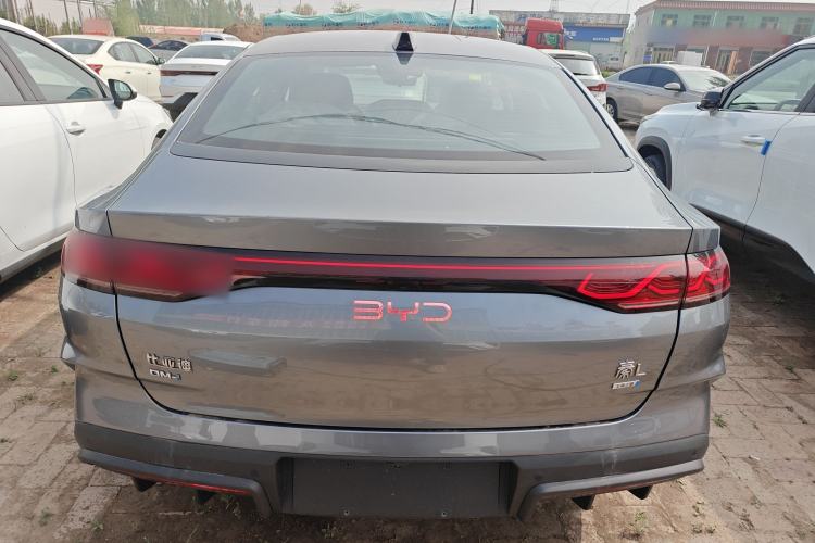 Used BYD Qin L 2025 DM-i Smart Drive 80KM Leading Model
