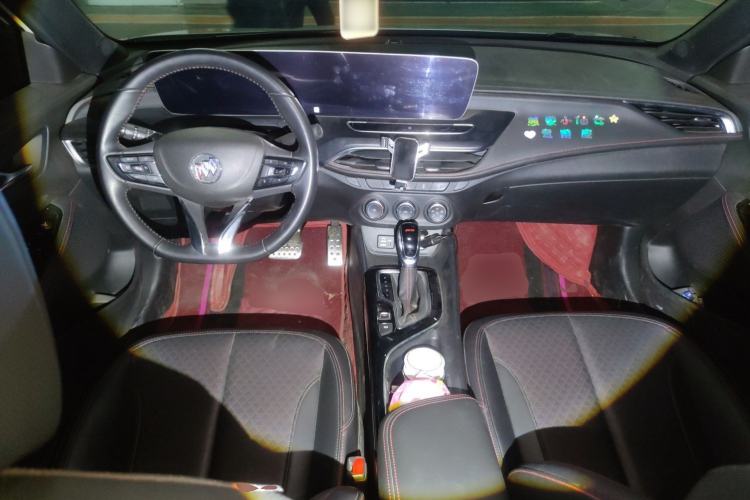 Used Buick Verano 2022 Pro GS Wind-Chasing Edition Center Console