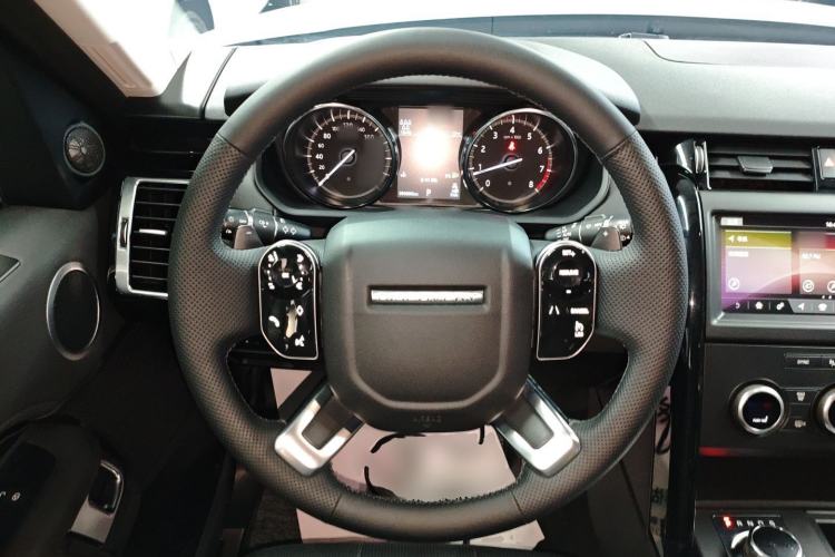 Used Land Rover Discovery 2019 3.0 SC V6 SE
