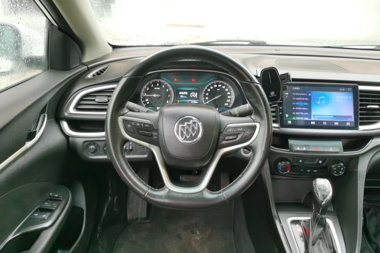 Used Buick GT 2018 18T Automatic Elite Model Steering Wheel