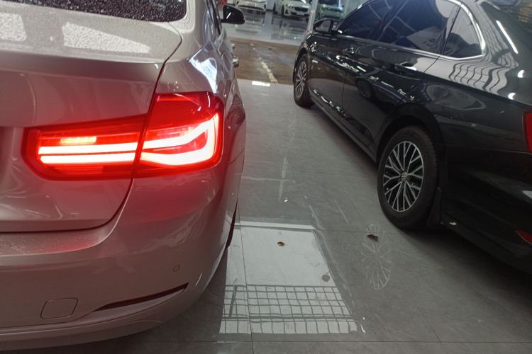 Used BMW 3 Series 2018 320Li Fashion Model
