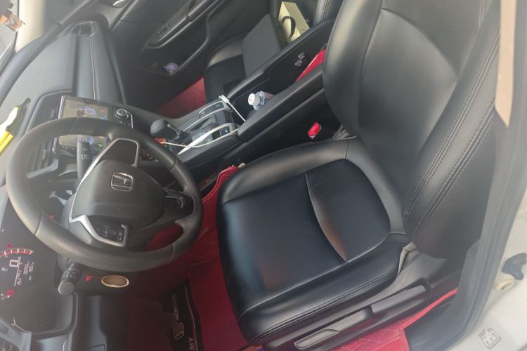 Used Honda Civic 2016 180TURBO CVT Comfort Version
