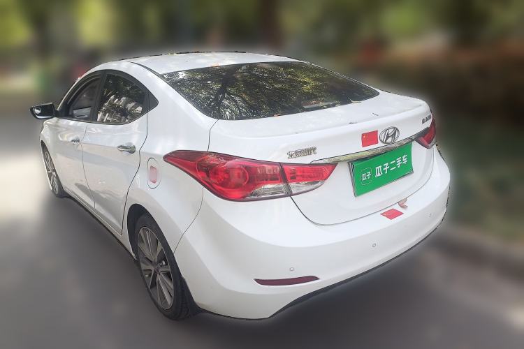 Used Hyundai Elantra (5th Generation / Langdong) 2015 1.6L Automatic Leading Model Rear Left 45 Deg
