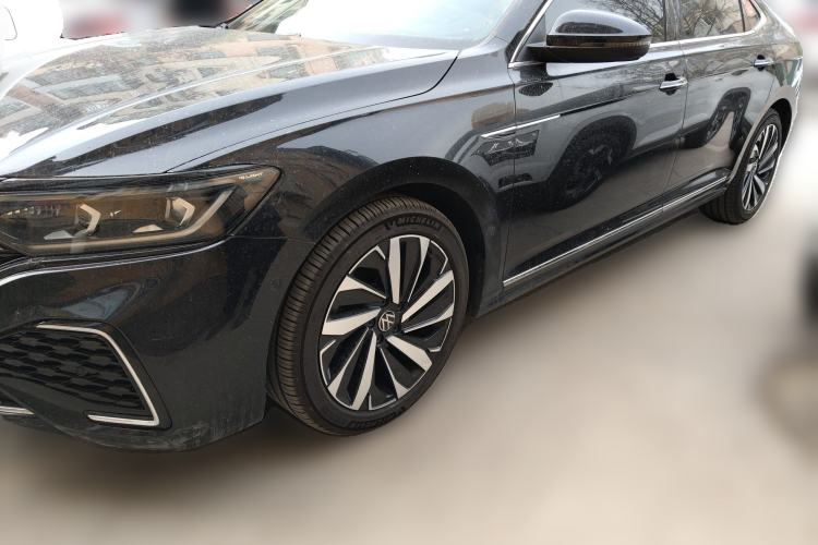 Used Volkswagen Passat 2022 330TSI Starry Luxury Edition