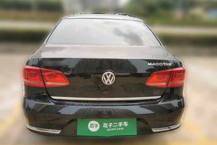 Used Volkswagen Magotan 2013 2.0 TSI Luxury Model Rear