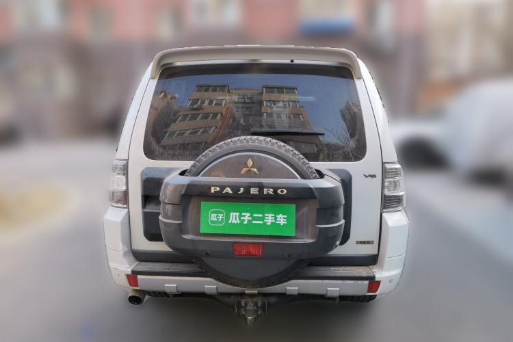 Used Mitsubishi Pajero 2016 3.0L Automatic Prestige Version China V Standard
