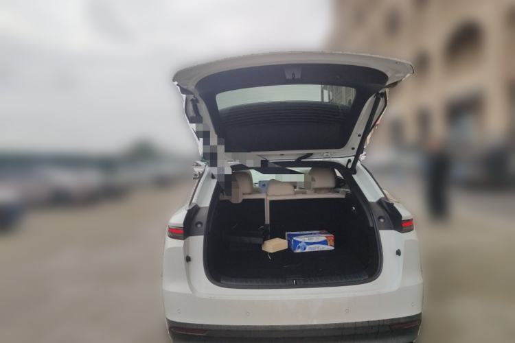 Used Li Auto i6 2025 Model Two-Wheel-Drive Standard Type