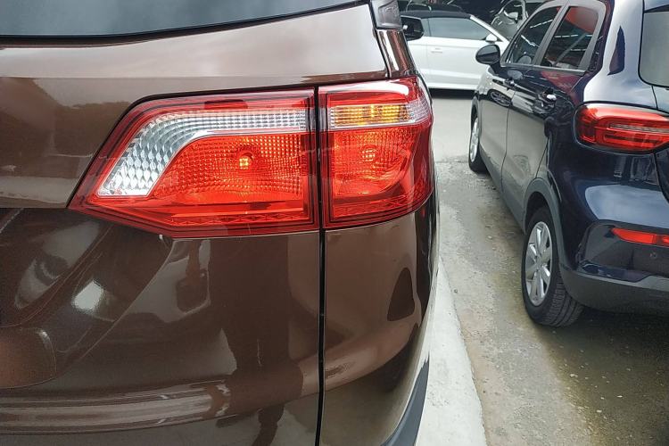 Used Wuling Hongguang S3 2019 1.5L Manual Standard Version China VI Standard