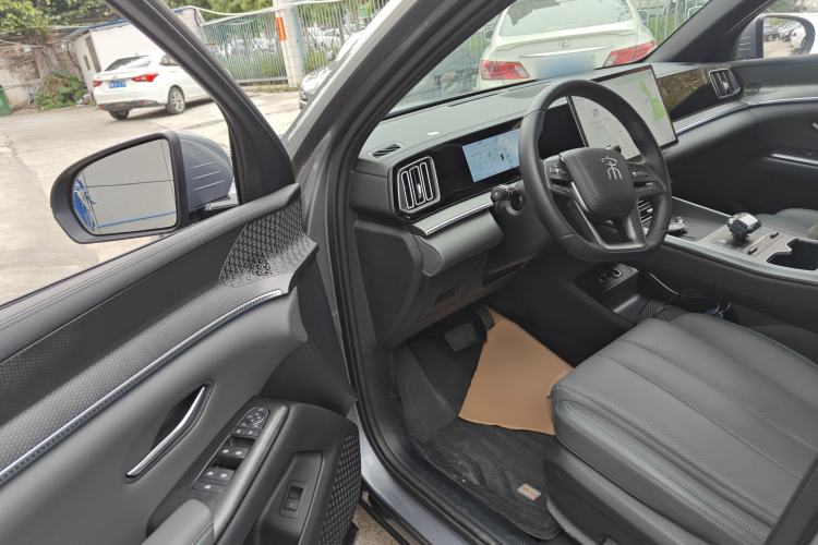 Used BYD Song Pro New Energy 2025 Second-Generation Intelligent Driving Version DM-i 115KM Excellence Edition Left Front Seat