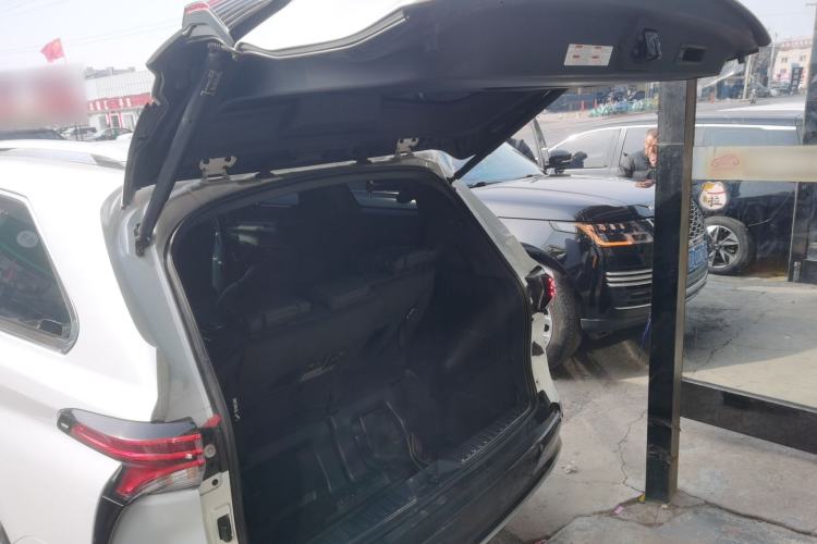 Used Toyota Sienna 2021 2.5L Hybrid Premium Edition
