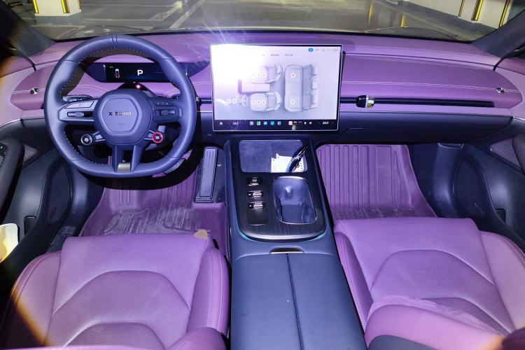 Used Xiaomi Auto SU7 2024 Rear-Drive Long-Range Intelligent Driving Version
