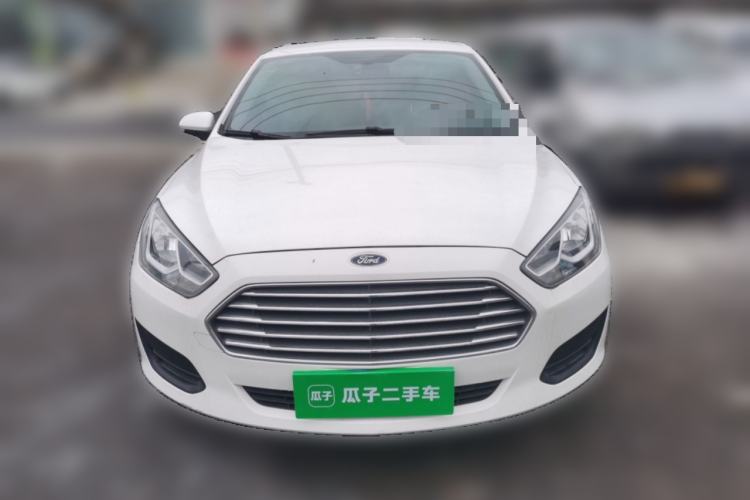 Used Ford Escort 2019 Revised 1.5L Automatic ZhiXiang Version China VI Standard
