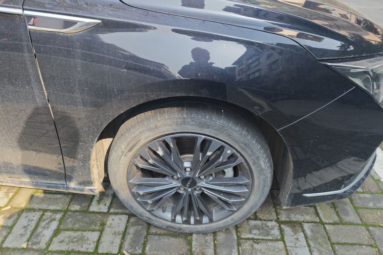 Used Dongfeng Aeolus Yixuan MAX 2023 1.5T Super-Powered Dad Edition
