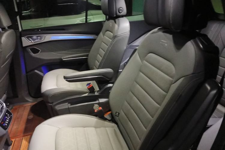 Used Volkswagen Talagon 2022 380TSI 4x4 R-Line Teramont 6-Seater Left Rear Seat