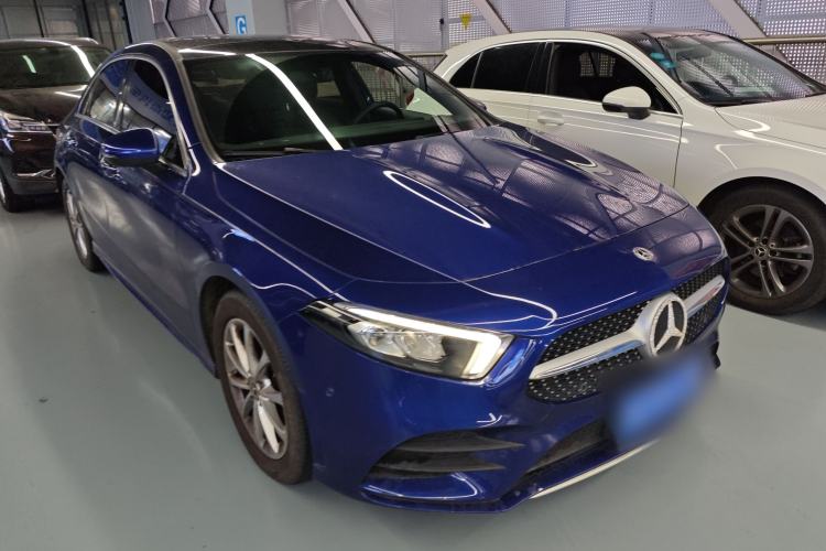 Used Mercedes-Benz A-Class 2021 A 200 L Sport Sedan Fashion Model
