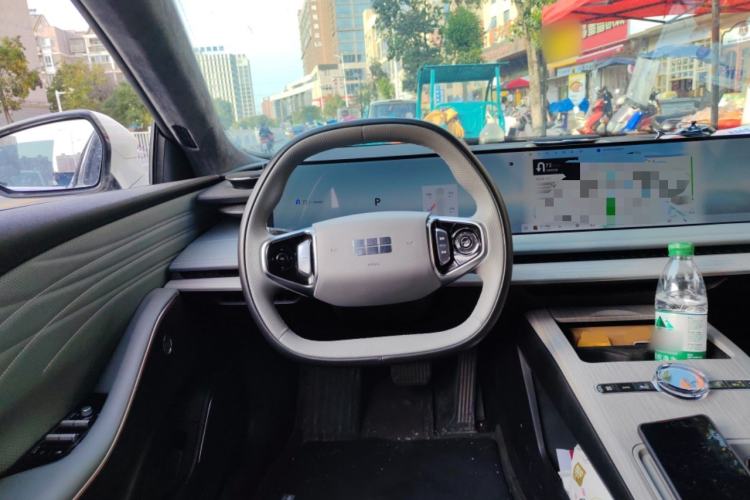 Used Geely Galaxy E8 2024 550 km Range Rear-Drive MAX
