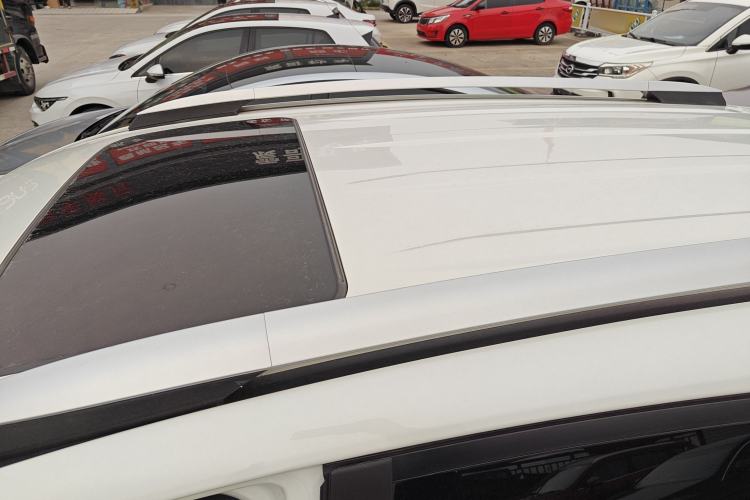 Used Toyota RAV4 2016 2.0L CVT Two-Wheel Drive Fashion Edition China V Standard
