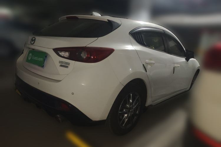 Used Mazda 3 Axela 2014 Hatchback 1.5L Automatic Luxury Model Rear Right 45 Deg