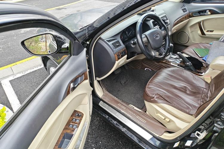 Used GAC Trumpchi GA5 2012 2.0L Automatic Elite Edition Driver Seat