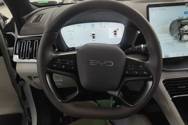 Used BYD Song PLUS New Energy 2025 EV Intelligent Driving Version 520km Premium Model
