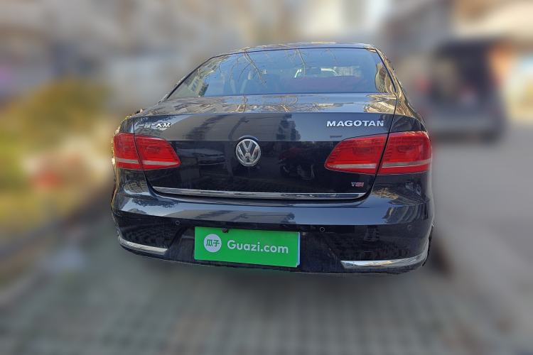 Used Volkswagen Magotan 2015 1.8TSI Advanced Model Rear