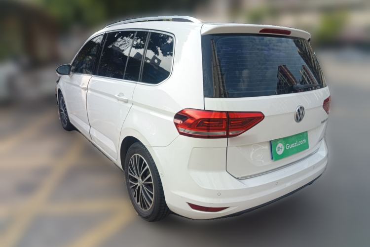 Used Volkswagen Touran 2016 Volkswagen Touran L 280TSI DSG Luxury Edition Rear Left 45 Deg