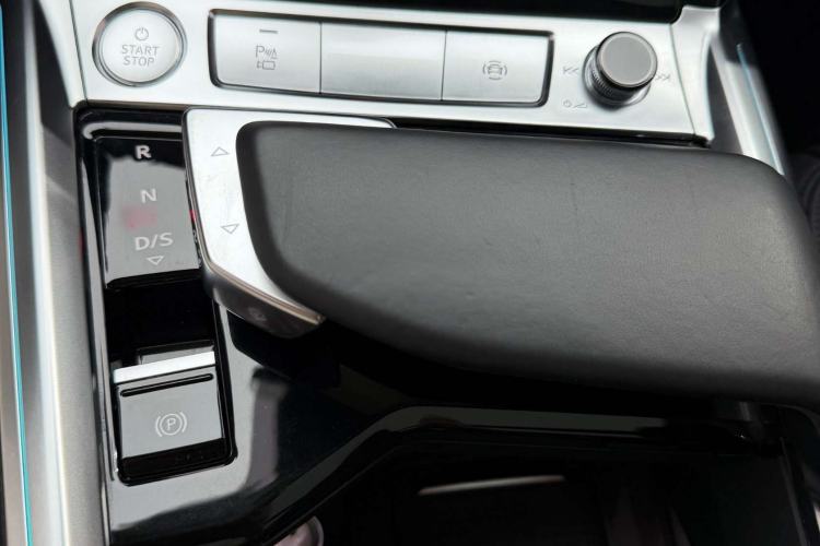Used Audi e-tron 2019 55 quattro Fashion Edition
