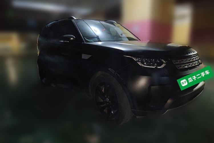 Used Land Rover Discovery 2018 3.0 SC V6 HSE Front Right 45 Deg