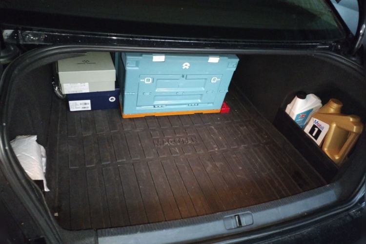 Used Volkswagen Magotan 2013 2.0 TSI Luxury Model