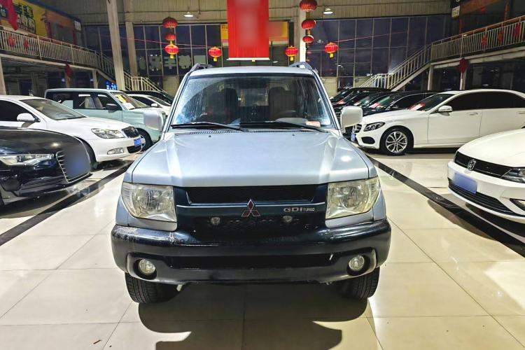 Used Leopaard Feiting 2013 Classic Edition 2.0L Two-Wheel Drive Standard Model