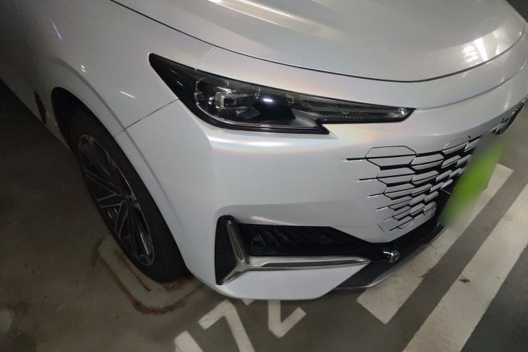 Used CHANGAN UNI-K iDD 2022 Blue Whale iDD 130km 1.5T Prestige Model Exterior 6