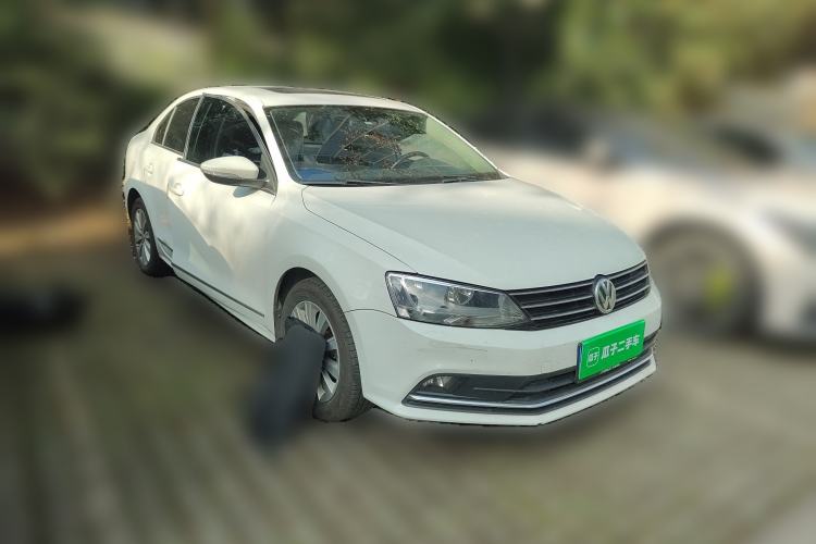 Used Volkswagen Sagitar 2015 230TSI Automatic Comfort Version