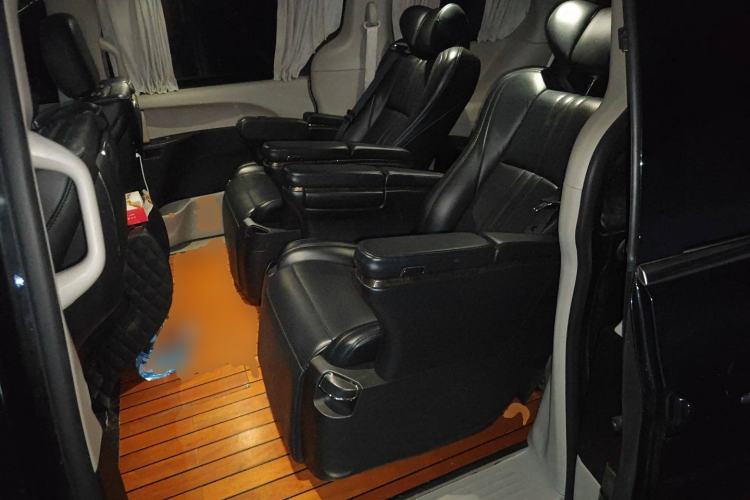 Used Chrysler Grand Voyager PHEV 2019 3.6L Plug-in Hybrid