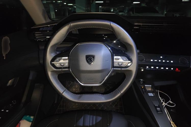 Used Peugeot 408X 2023 Gravity Edition