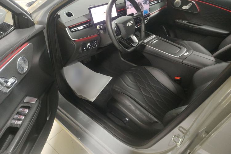 Used Chery Fengyun A8L 2025 1.5 TGDI 145 km Luxury Version Driver Seat