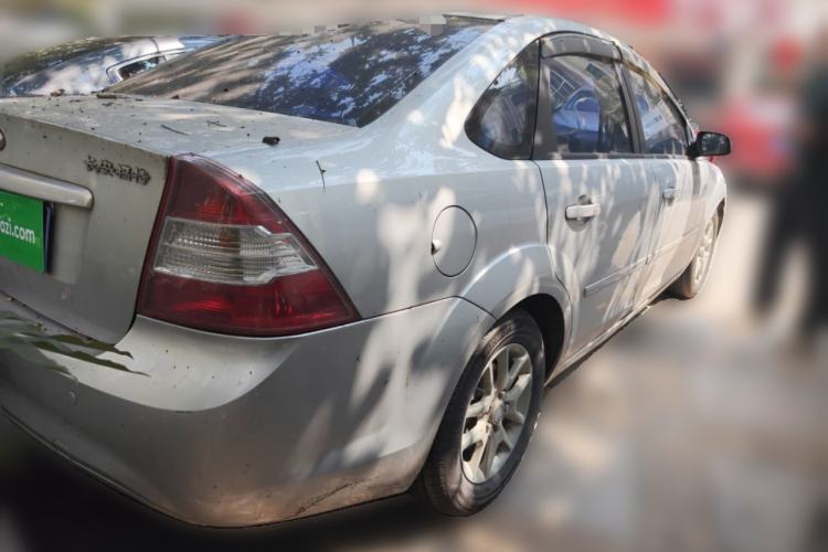 Used Ford Focus 2009 Sedan 1.8L Automatic Fashion Edition
