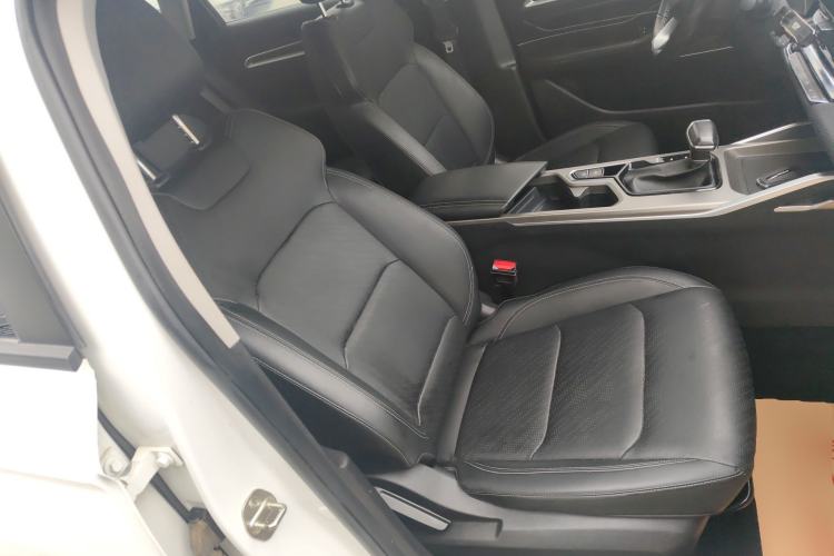 Used Geely Auto Emgrand 2023 4th Generation Champion Edition 1.5L CVT Luxury Model Right Front Seat