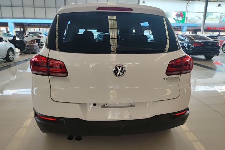 Used Volkswagen Tiguan L 2016 280TSI Automatic Two-Wheel-Drive Silk Road Style Edition
