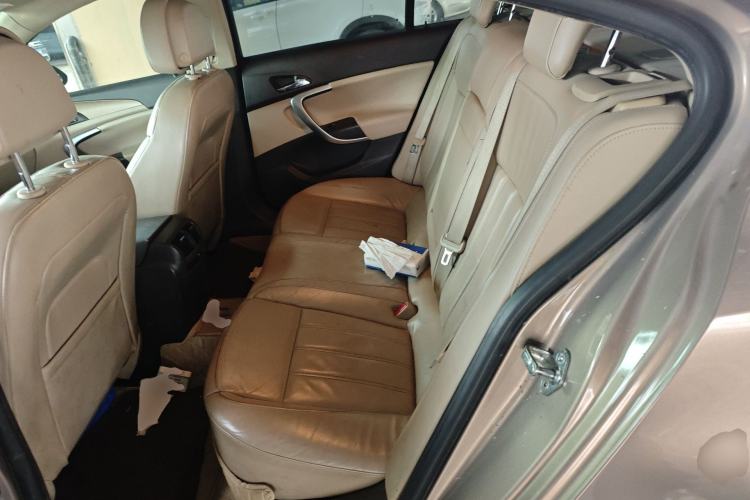 Used Buick Regal 2012 2.0L Luxury Edition Left Rear Seat