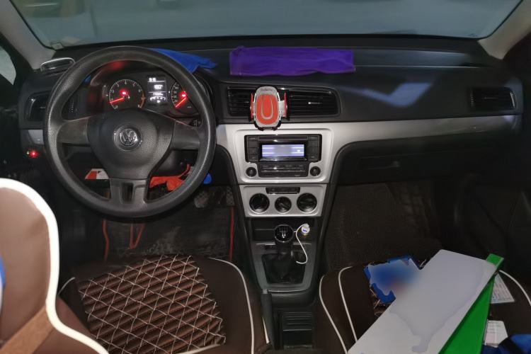 Used Volkswagen Lavida 2013 Revised Classic 1.6L Manual Fashion Edition
