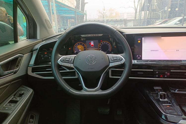 Used Volkswagen Talagon 2022 380TSI All-Wheel-Drive Luxury Prestige Pro 7-Seater Steering Wheel