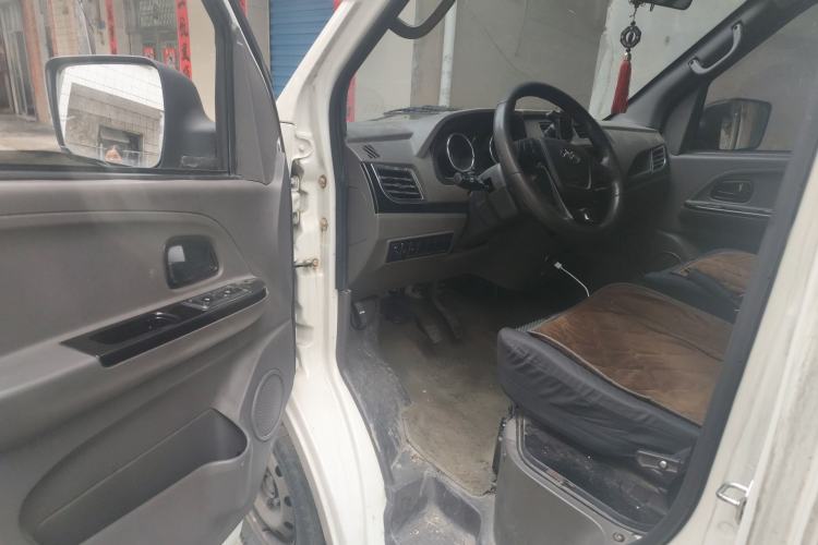 Used New Gonow Shuailing 2022 Standard Range with 41.64 kWh Lishen Power Driver Seat