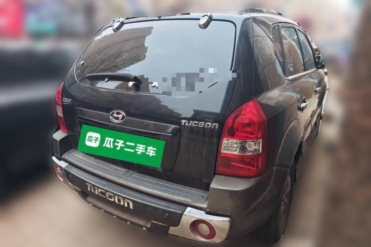Used Hyundai Tucson 2009 2.0L Manual Two-Wheel Drive Fashion Edition
