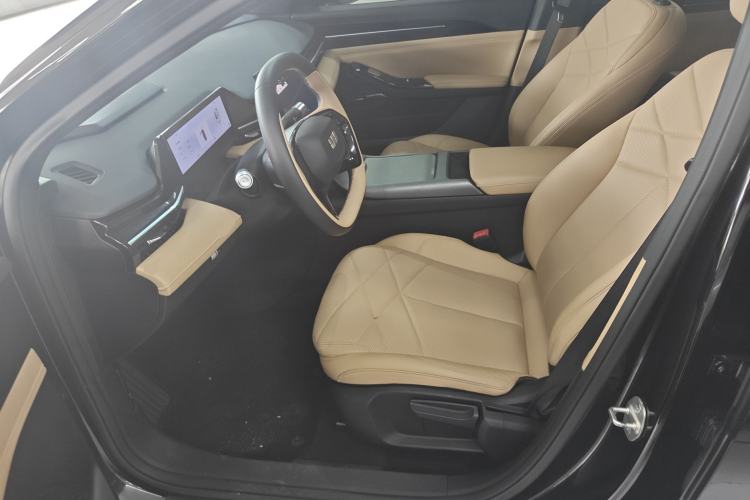 Used Geely Galaxy L6 2023 60km PLUS Left Front Seat