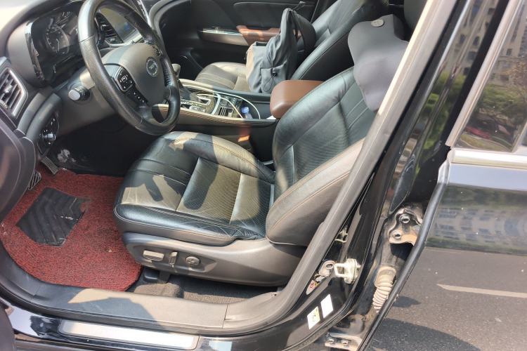 Used GAC Trumpchi GS7 2017 320T Two-Wheel-Drive Luxury Smart Connectivity Model Left Front Seat