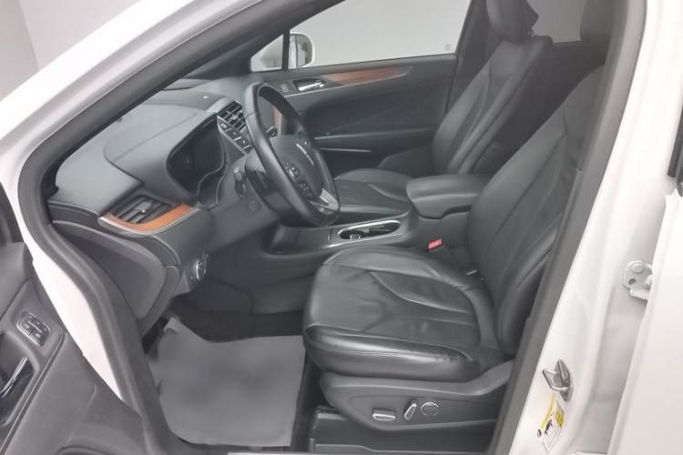 Used Lincoln MKC 2018 2.0T Four-Wheel Drive Zunya Edition Left Front Seat