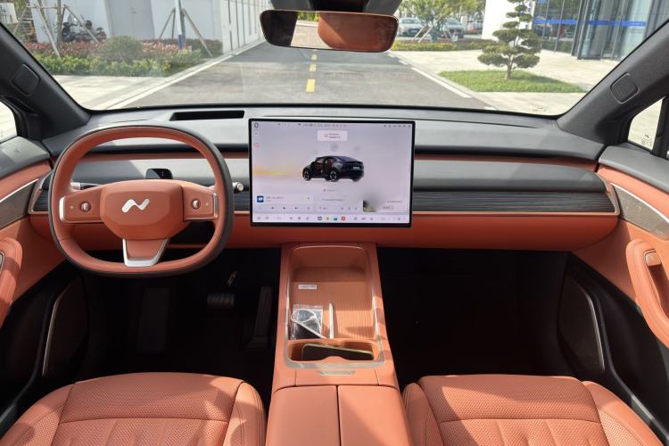 Used ONVO L60 2024 60 kWh Rear-Drive Version